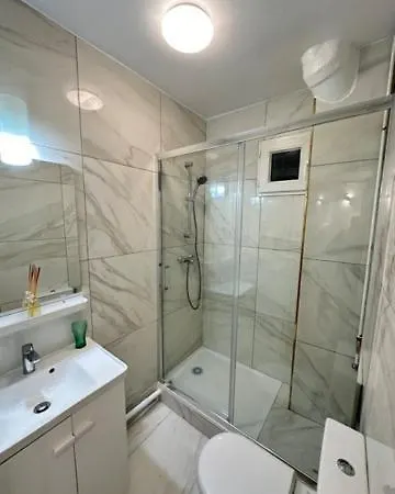 Sci Immo Voltaire Apartamento Paris