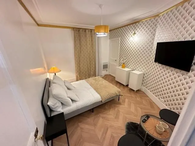 Apartment Sci Immo Voltaire Paris